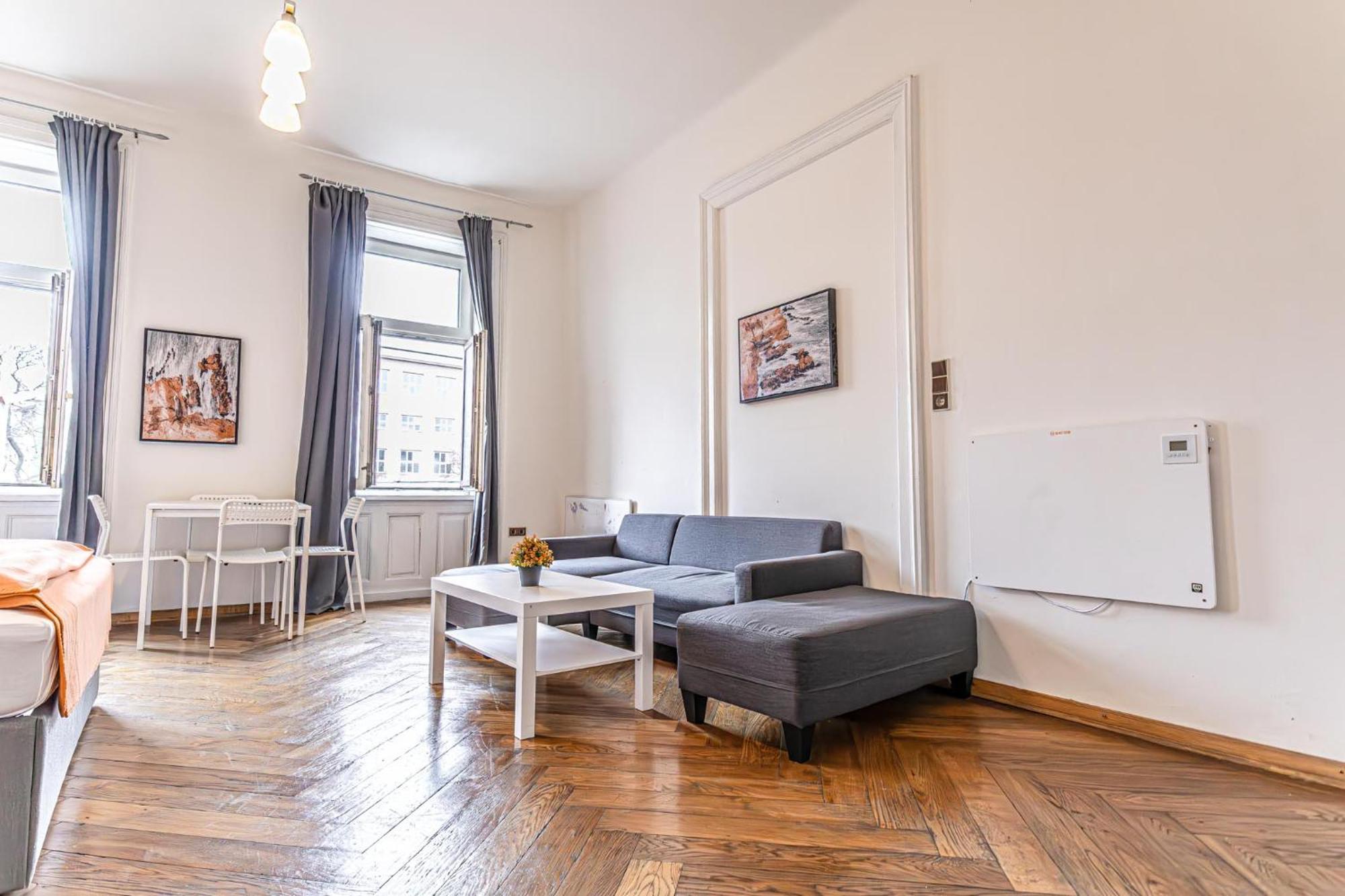 Apartament Gorgeous 1br Near Akh Hospital Viena